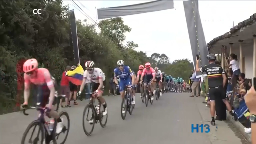 El ciclista francés Julian Alaphilipe, es uno de los pedalistas más importantes del Tour Mundial ciclista