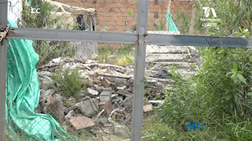 Quinientas familias denuncian que las estafaron con 56 proyectos inmobiliarios Quinientas familias denuncian que las estafaron con 56 proyectos inmobiliarios