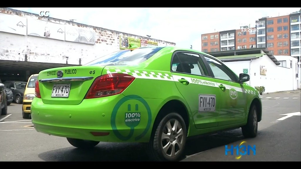 Cerca de 1.500 taxis eléctricos rodarán en Medellín en los próximos tres años alcaldia