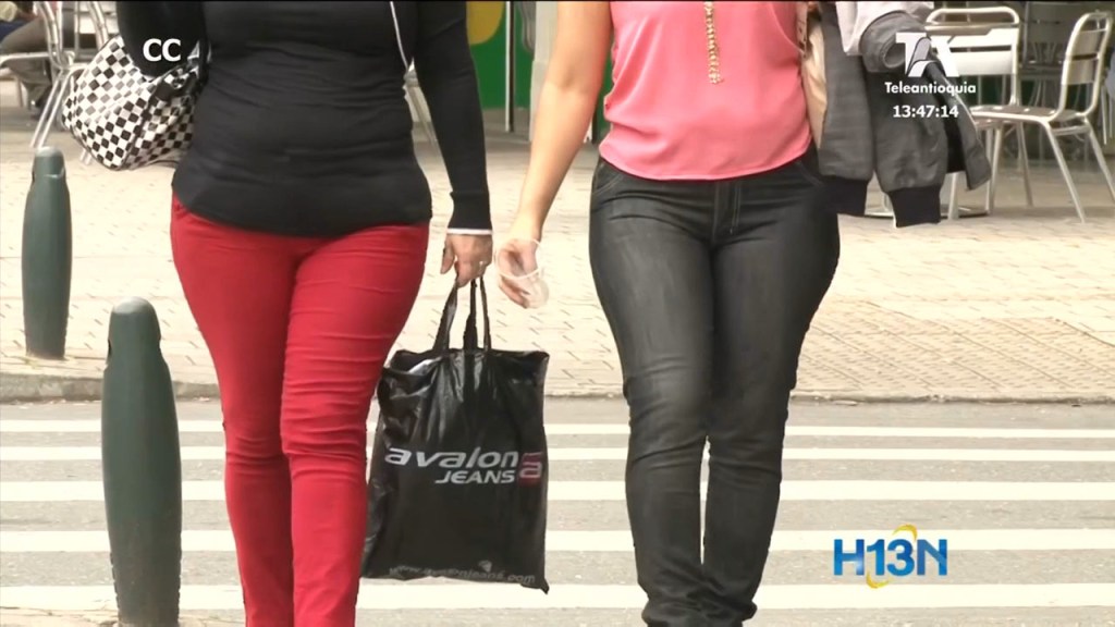 Modelos webcam, a pagar impuestos retencion.en