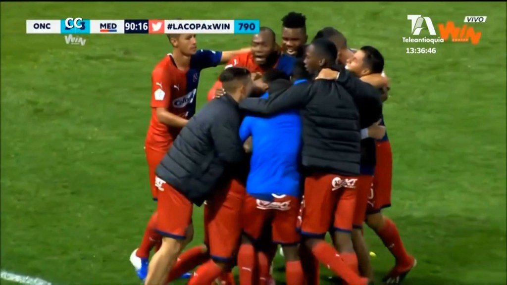 Cano goleador