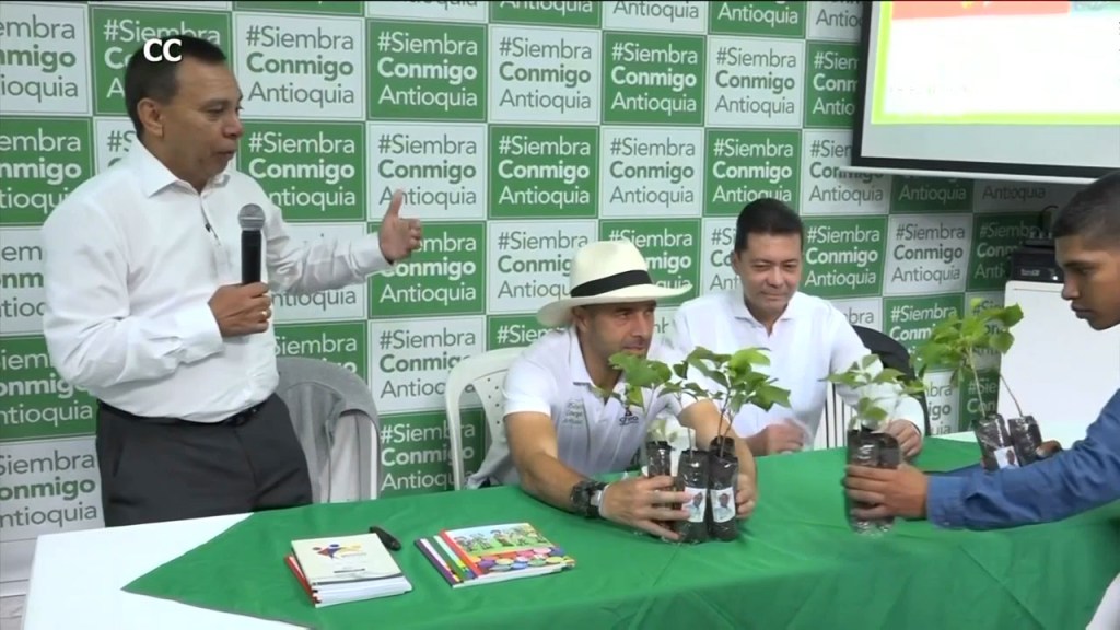 Candidaturas a la Gobernación de Antioquia mueven sus equipos comidilla politica