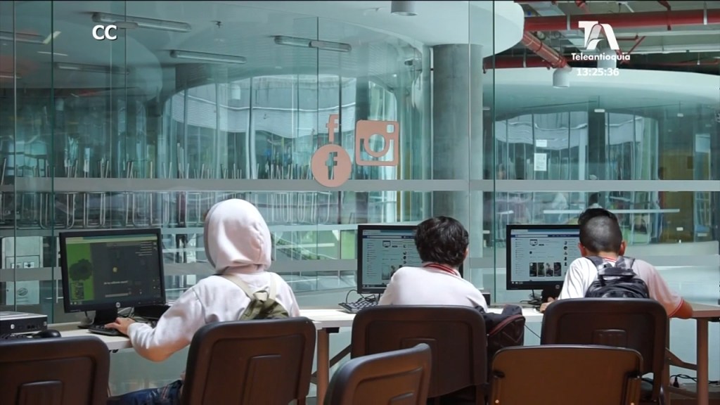 «En el Colegio Contamos con Vos» ha logrado disminuir la tasa de deserción escolar en el colegio contamos con vos.