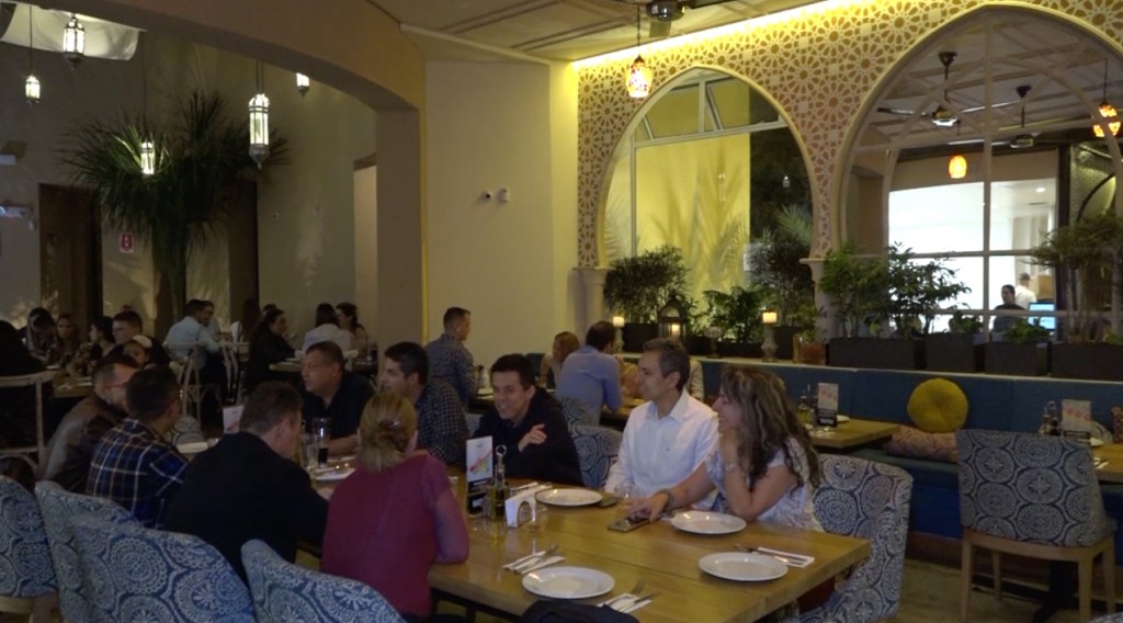 Un restaurante con sabores mediterráneos originales postre1