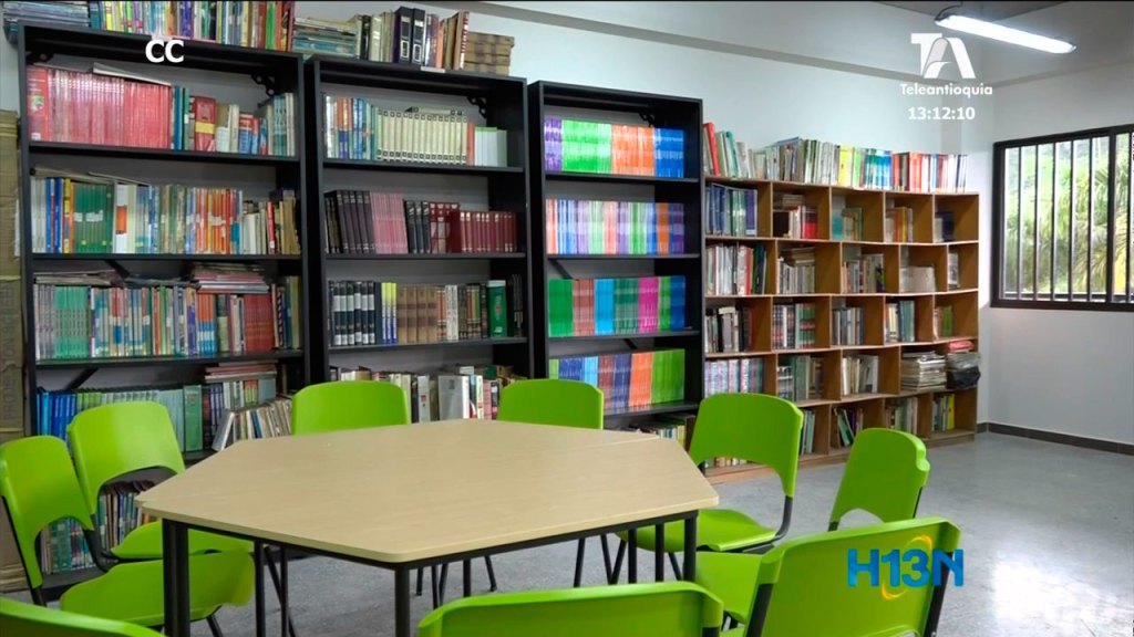 Estudiantes campesinos de Andes gozan de nuevas instalaciones educativas andes