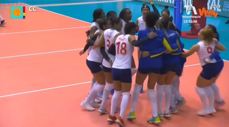 La Selección Colombia de Voleibol derrotó a Perú voleibol 3