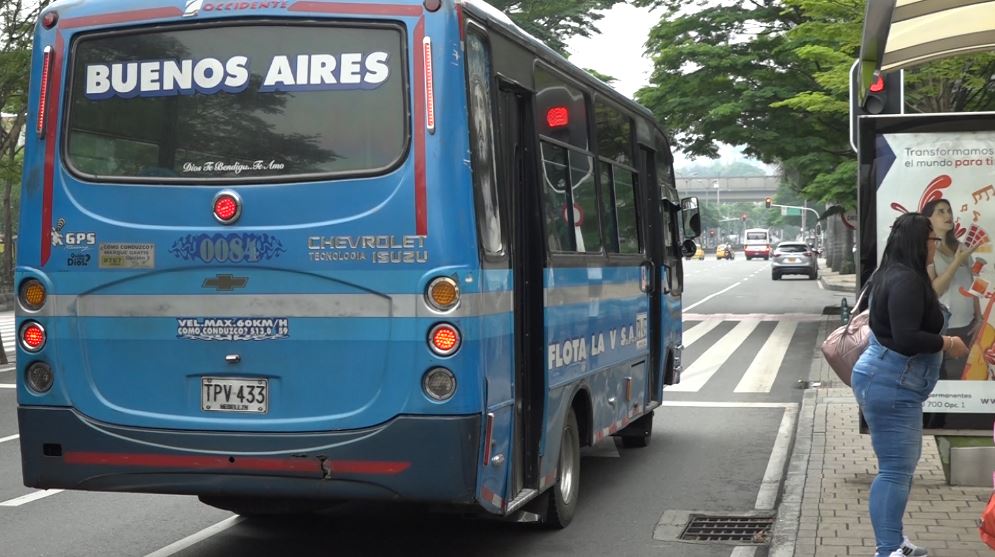 Rutas de buses están trabajando con frecuencias bajas rutas_de_Buses_medellín