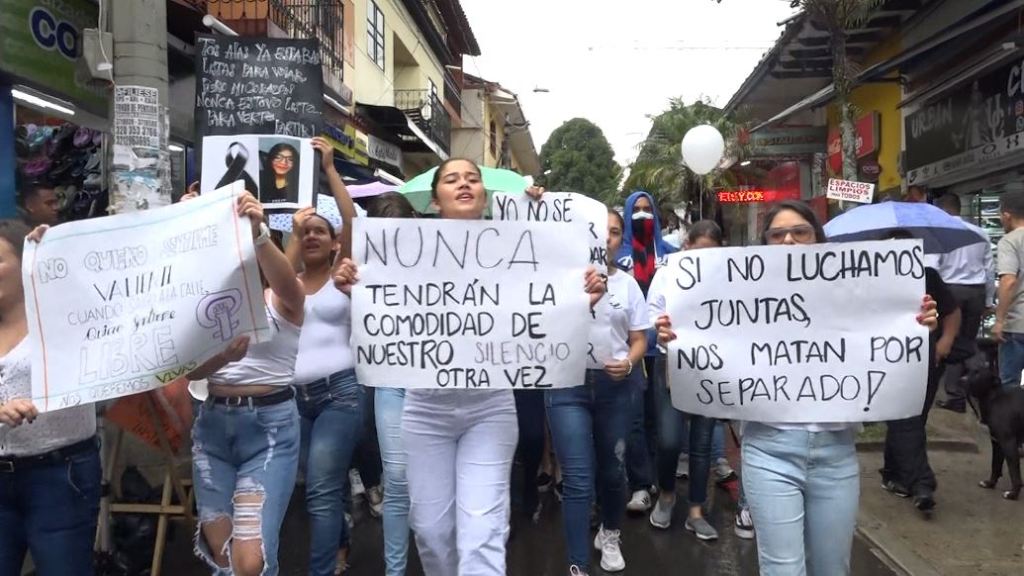 feminicidio_caldas_marcha