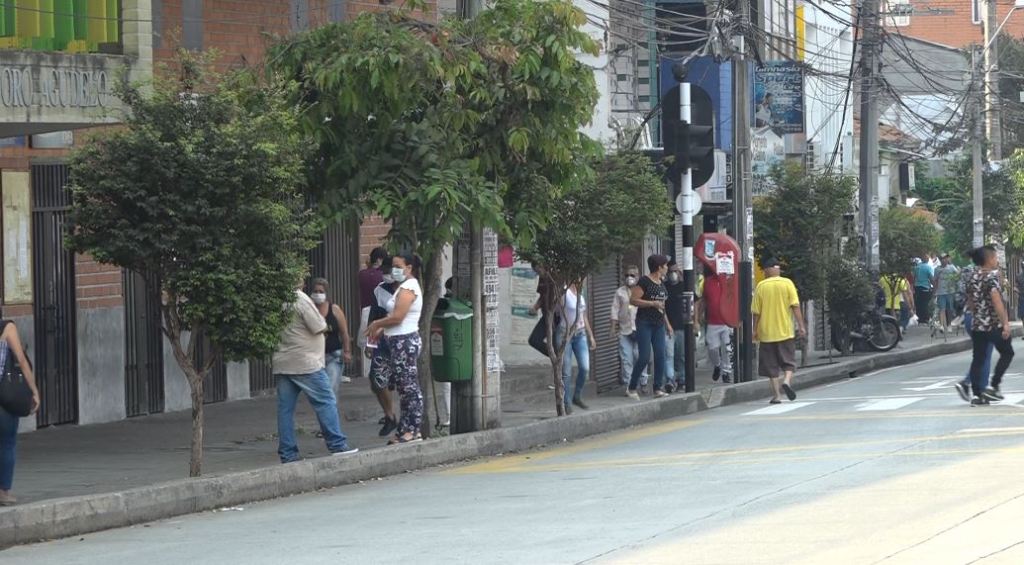 se_incumplio_la_cuarentena_en_medellin