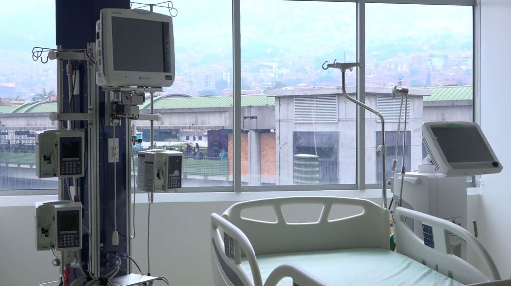 hospital_san_vicente_incrementa_camas_de_cuidados_intensivos