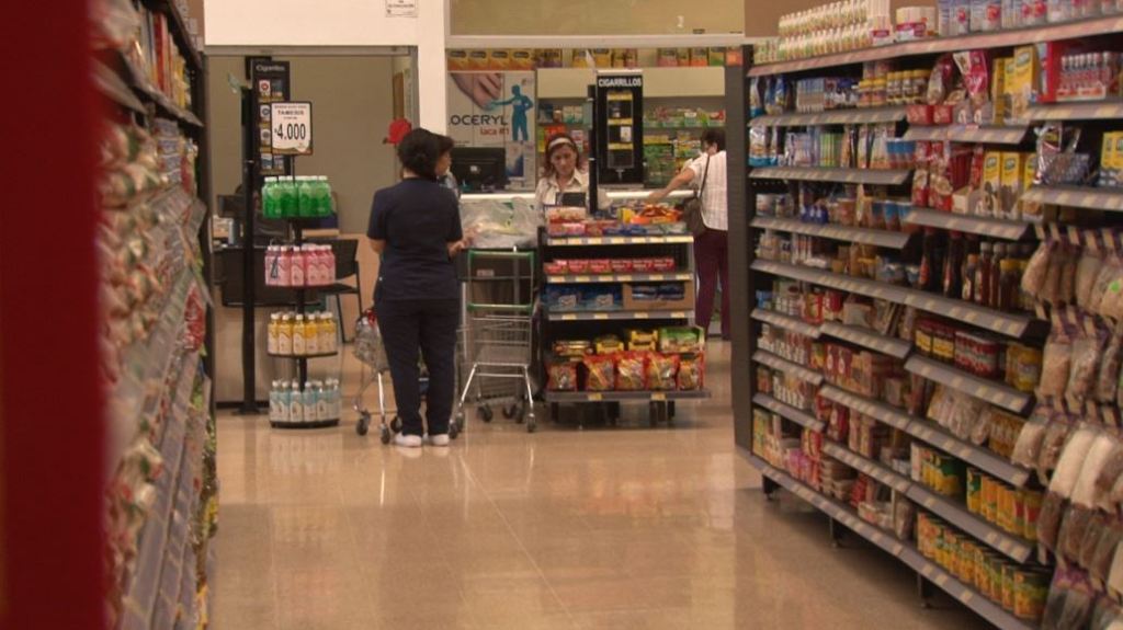 supermercados_seguiran_funcionando_en_cuarentena