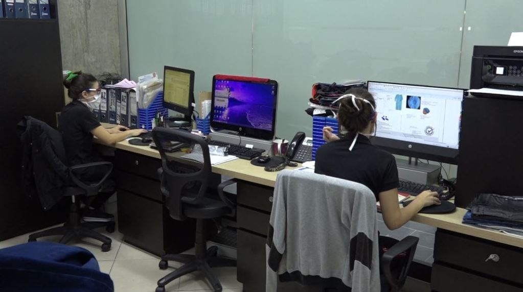 Gobierno pagará mitad de prima a empleados que ganen el mínimo primas_trabajo