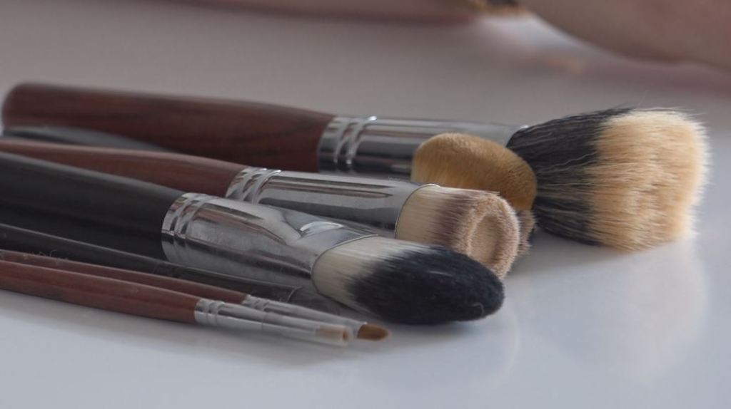 postre_brochas_maquillaje