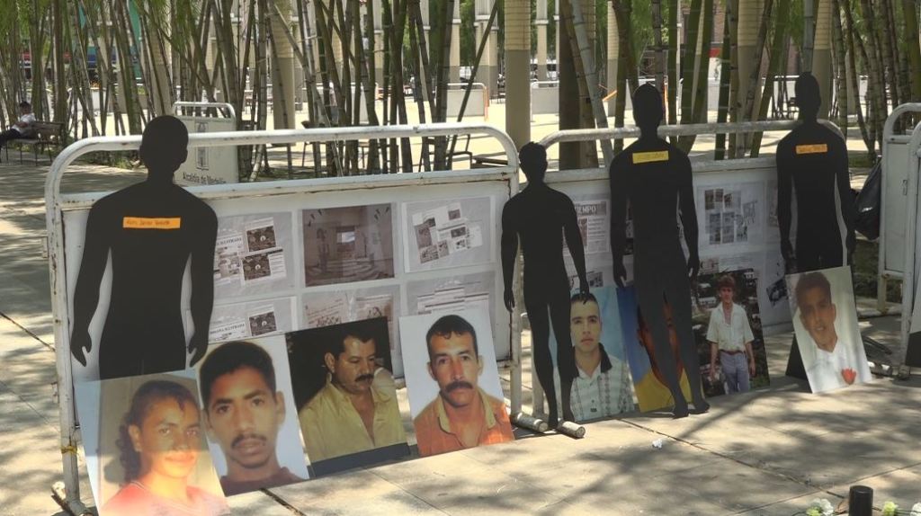 plantón_desaparecidos