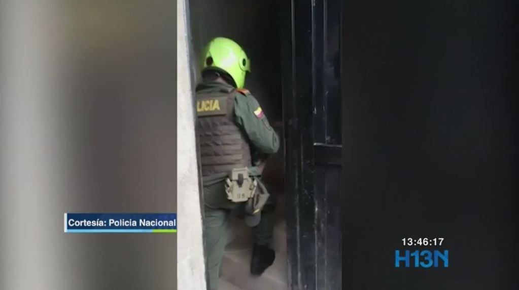 Grupo de personas fue sorprendido consumiendo licor en establecimiento comercial policia_establecimientos