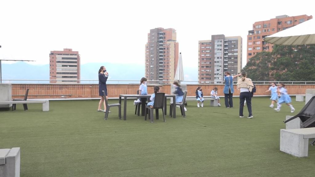 Comienzan las clases de alternancia en colegios de Medellín colegios_alternancia_medellín