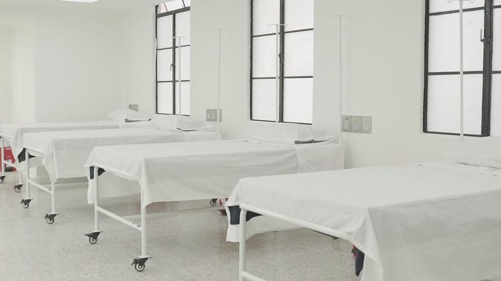 camas_uci_santa_gertrudis