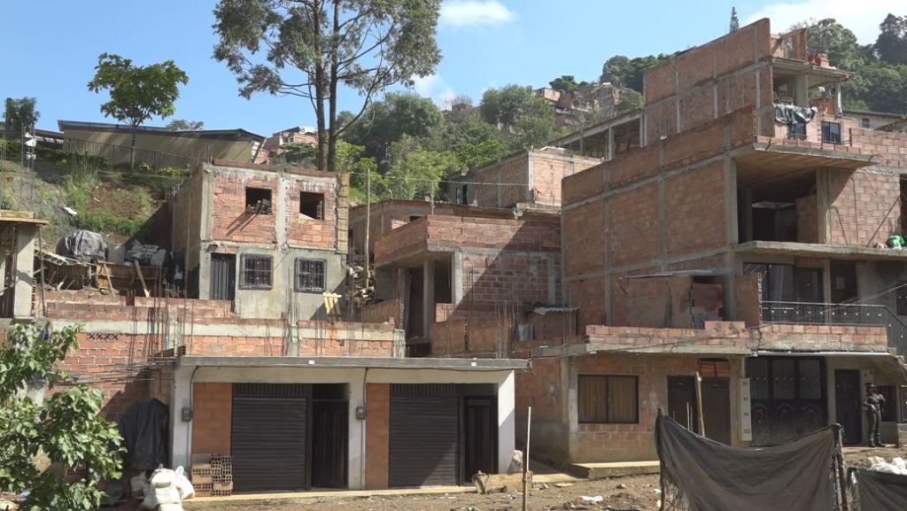 Denuncian presunta estafa masiva inmobiliaria en el centro oriente de Medellín estafa_inmobiliaria