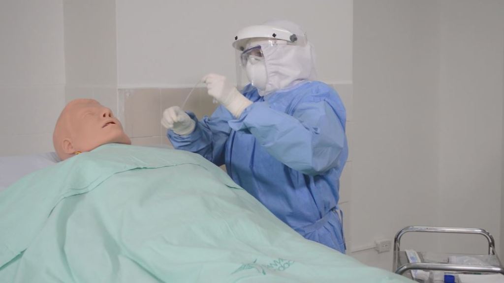 Faltan profesionales para instalar más camas UCI en Antioquia gobernador_personal_de_salud