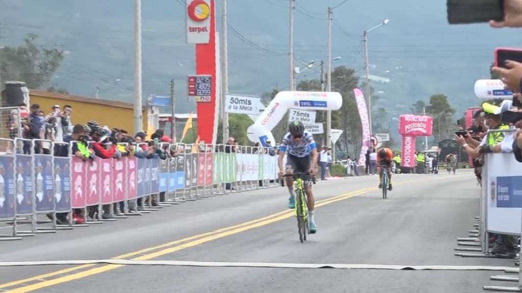 El antioqueño Dubian Galvis se quedó con la última etapa de la Vuelta de la Juventud vuelta_juventud