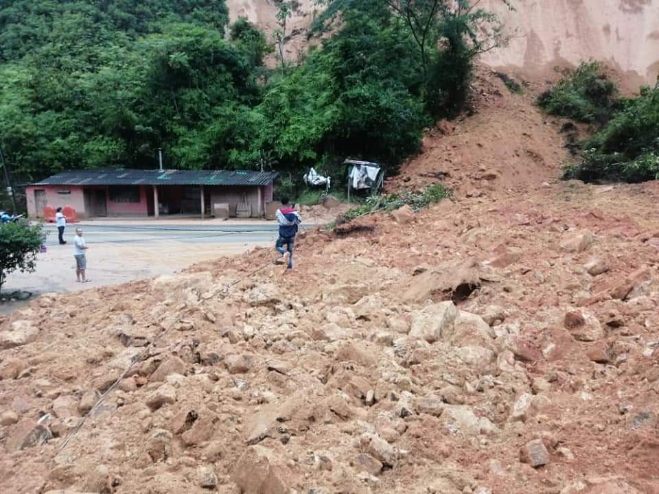 cerrada via medellin bogota