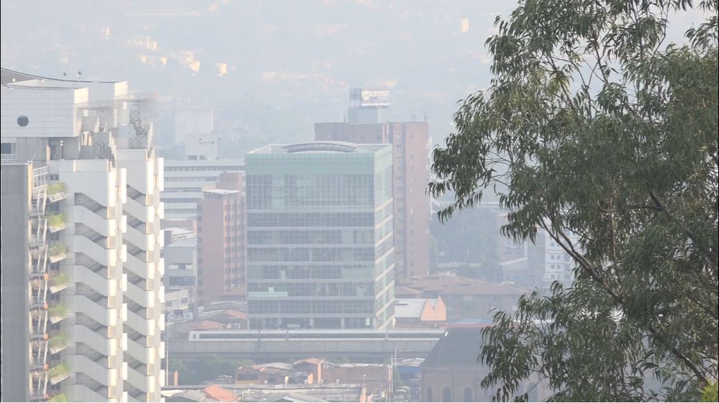 Por contingencia ambiental, estudian pico y placa para particulares en Aburrá emergencia ambiental