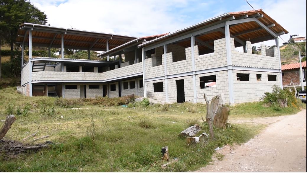 Investigan posible detrimento patrimonial en obras de colegio rural en Guarne guarne