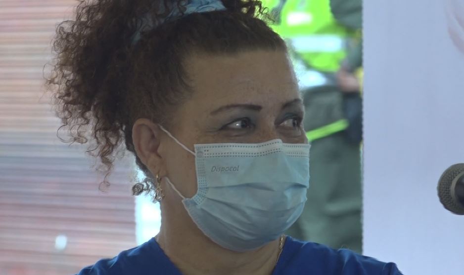 Enfermera del Hospital General, primera vacunada contra el covid-19 en Antioquia hospital general