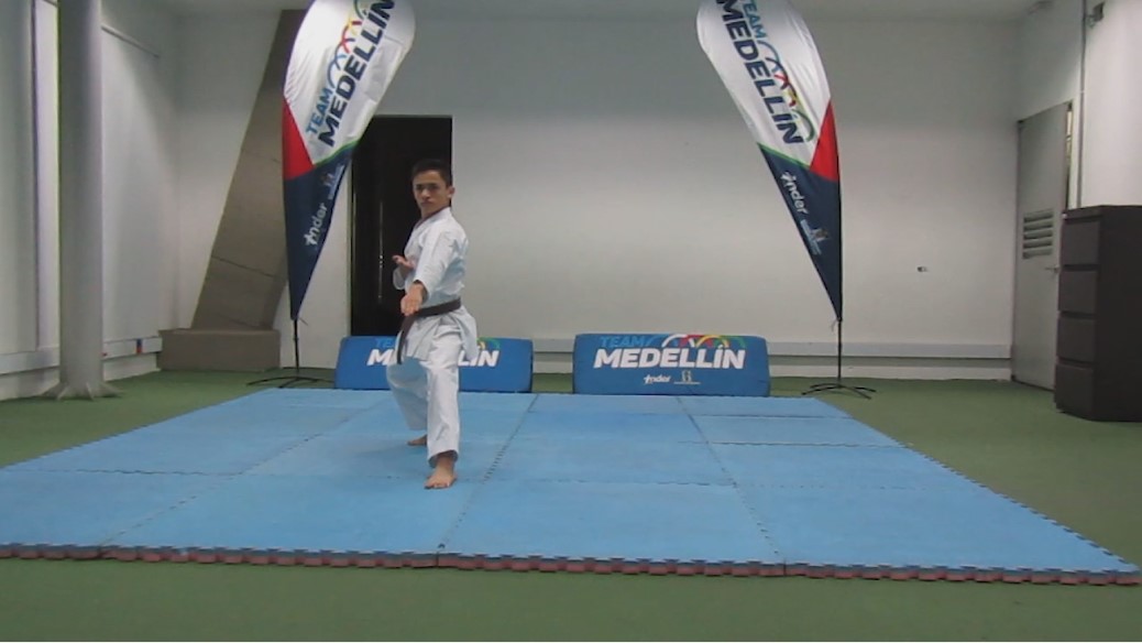 El antioqueño Maick Duque se posiciona como campeón mundial de karate karate