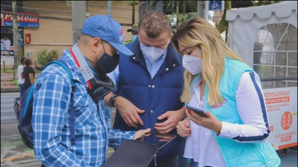 Con ‘donatón’, Sabaneta recoge computadores, tabletas y celulares para estudiantes sabaneta 1
