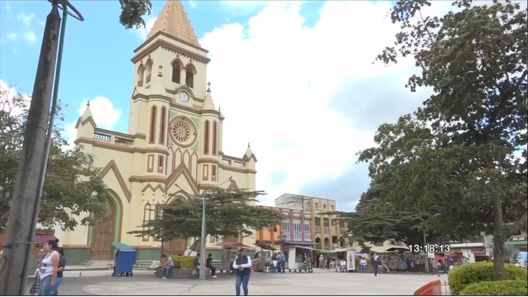 Urrao-toque de queda