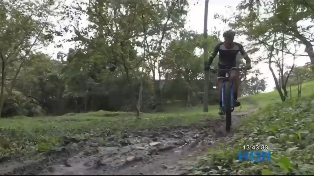 El desierto de Atacama y el mundial de Francia, retos del deportista de aventura Fernando Parra ciclomontanismo