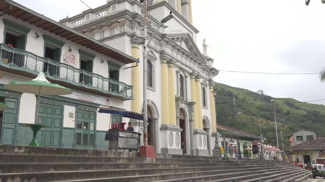 ELECCIONES TITIRIBI