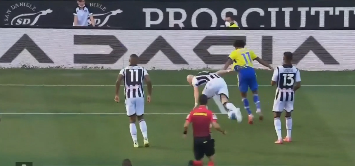 cuadrado futbol deportes