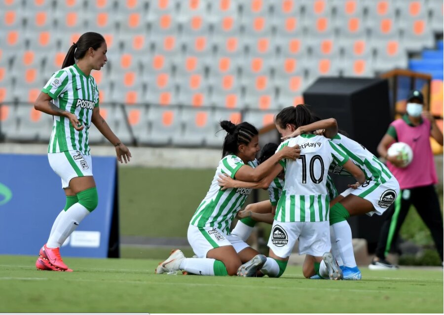 nacional femenino futbol deporte