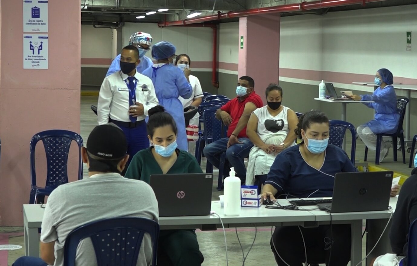 vacunacion medellin 1 1