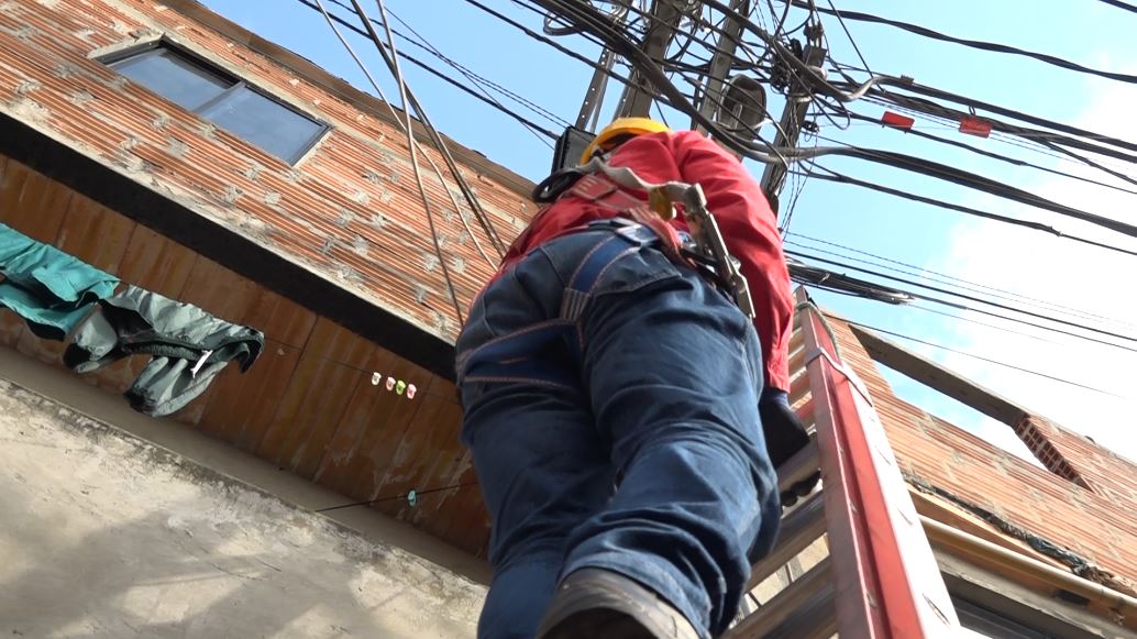 conectividad internet comuna 13