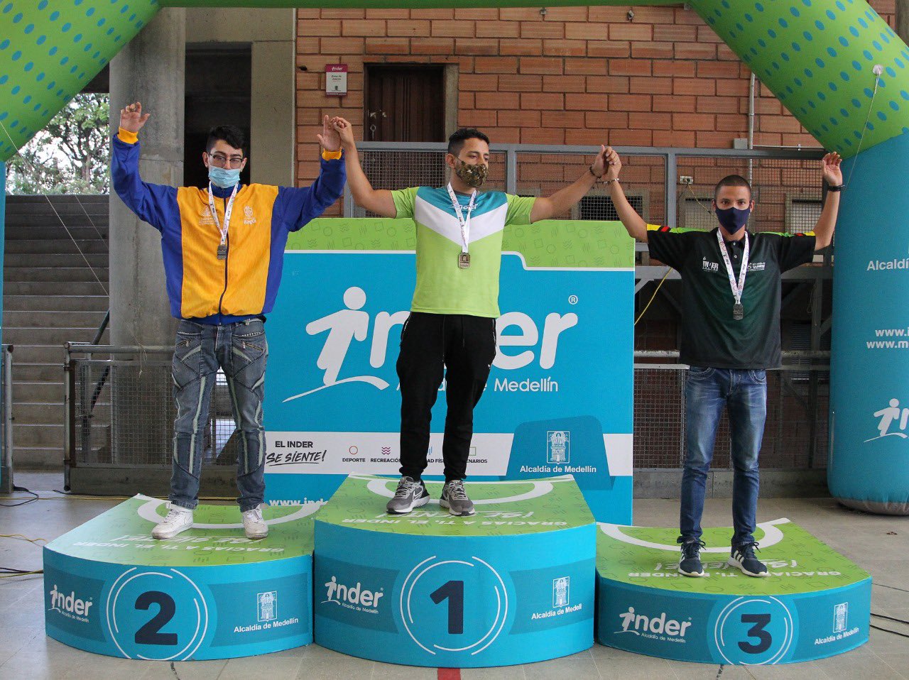 JUEGOS METROPOLITANOS