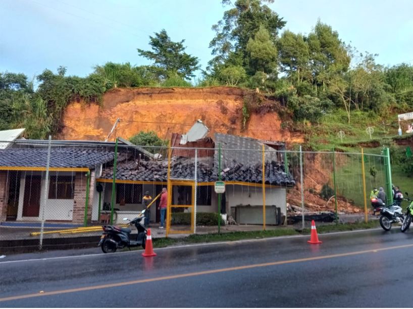 Joven de 19 años falleció en derrumbe en La Ceja invierno antioquia
