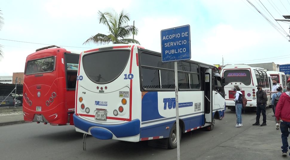 Protestas en Rionegro por nuevo sistema de transporte sitirrio transporte