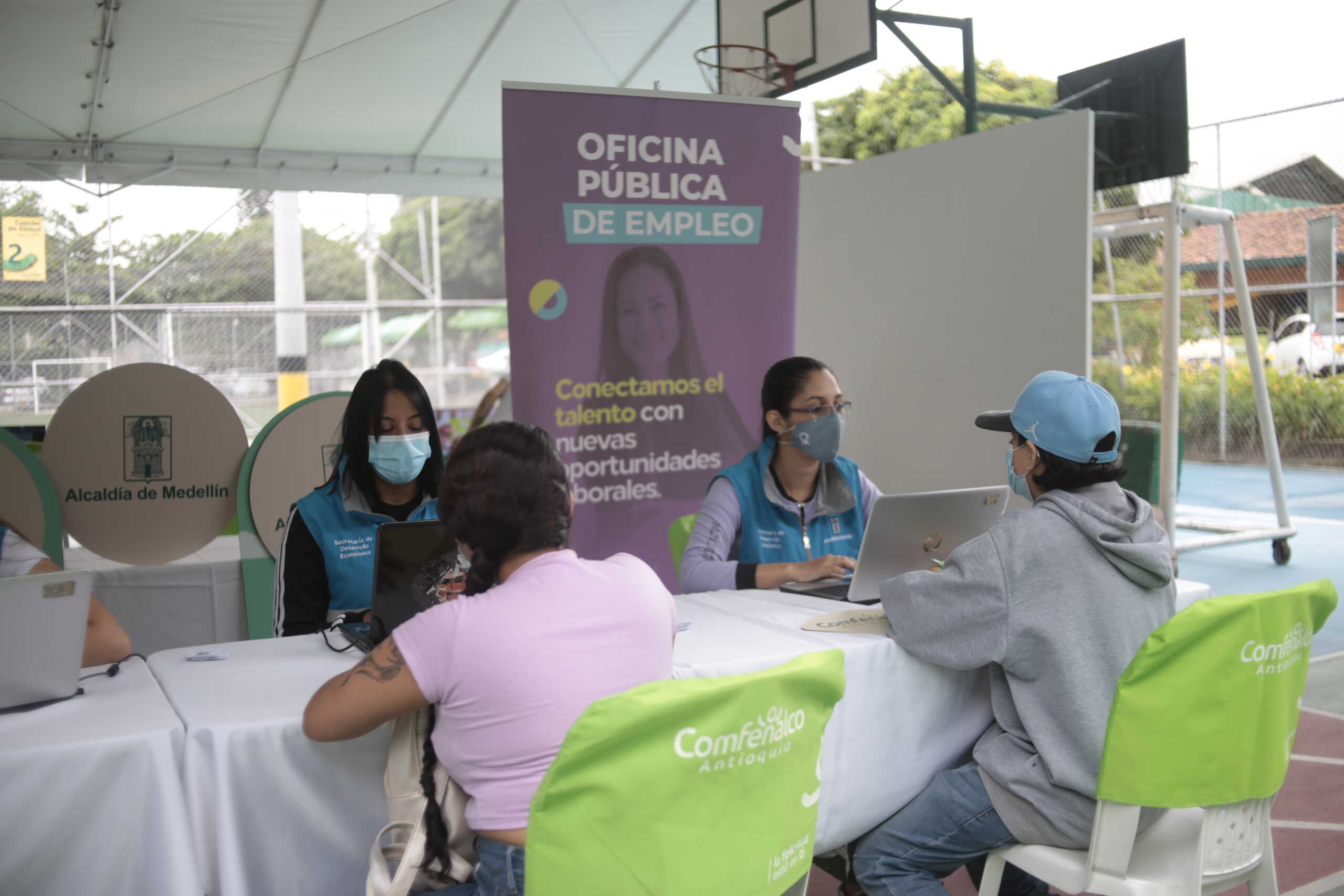 Comfenalco Antioquia inició jornada de empleo con más de 50 vacantes Comfenalco