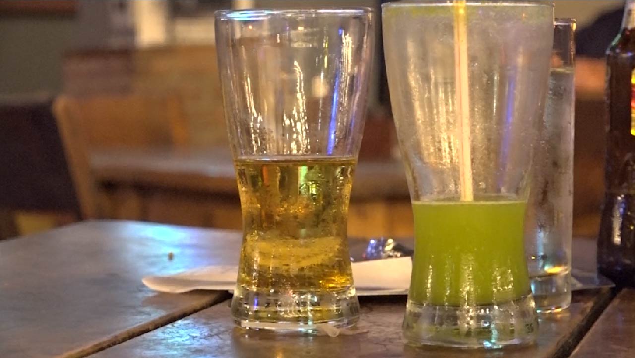 Cerveza aumenta su precio debido a la escasez Cerveza