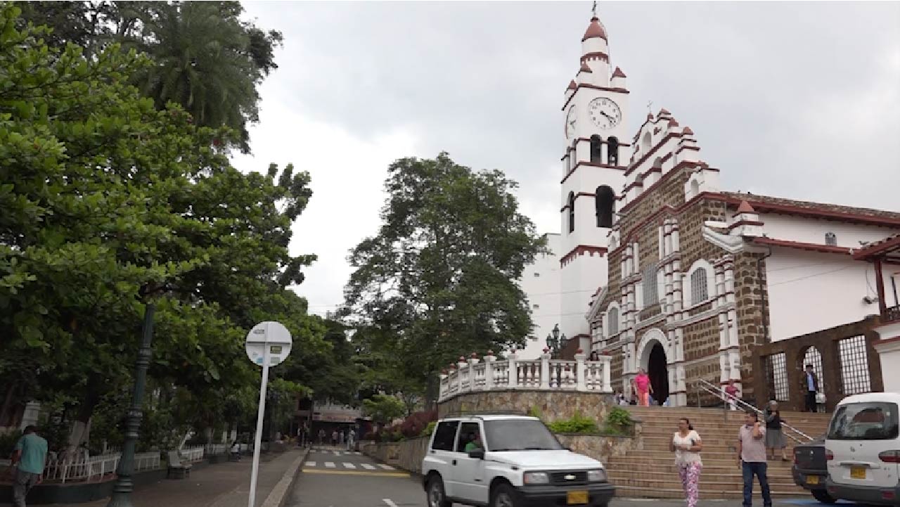 hallan cuerpo dentro de una tuberia en Copacabana