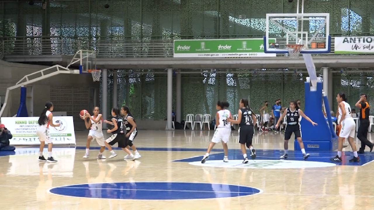Baby baloncesto