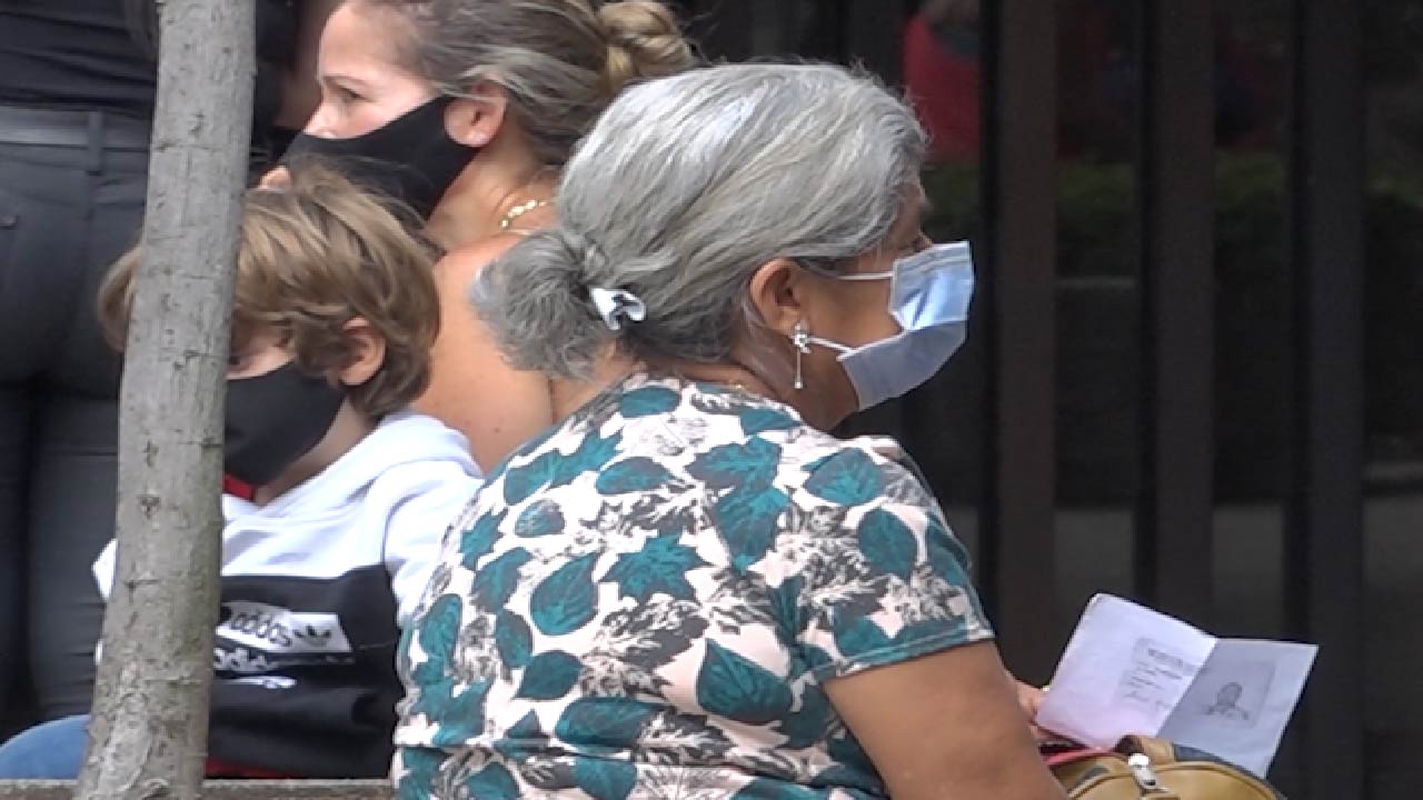 Falta de pruebas de covid-19 reflejan menos contagios Falta de pruebas