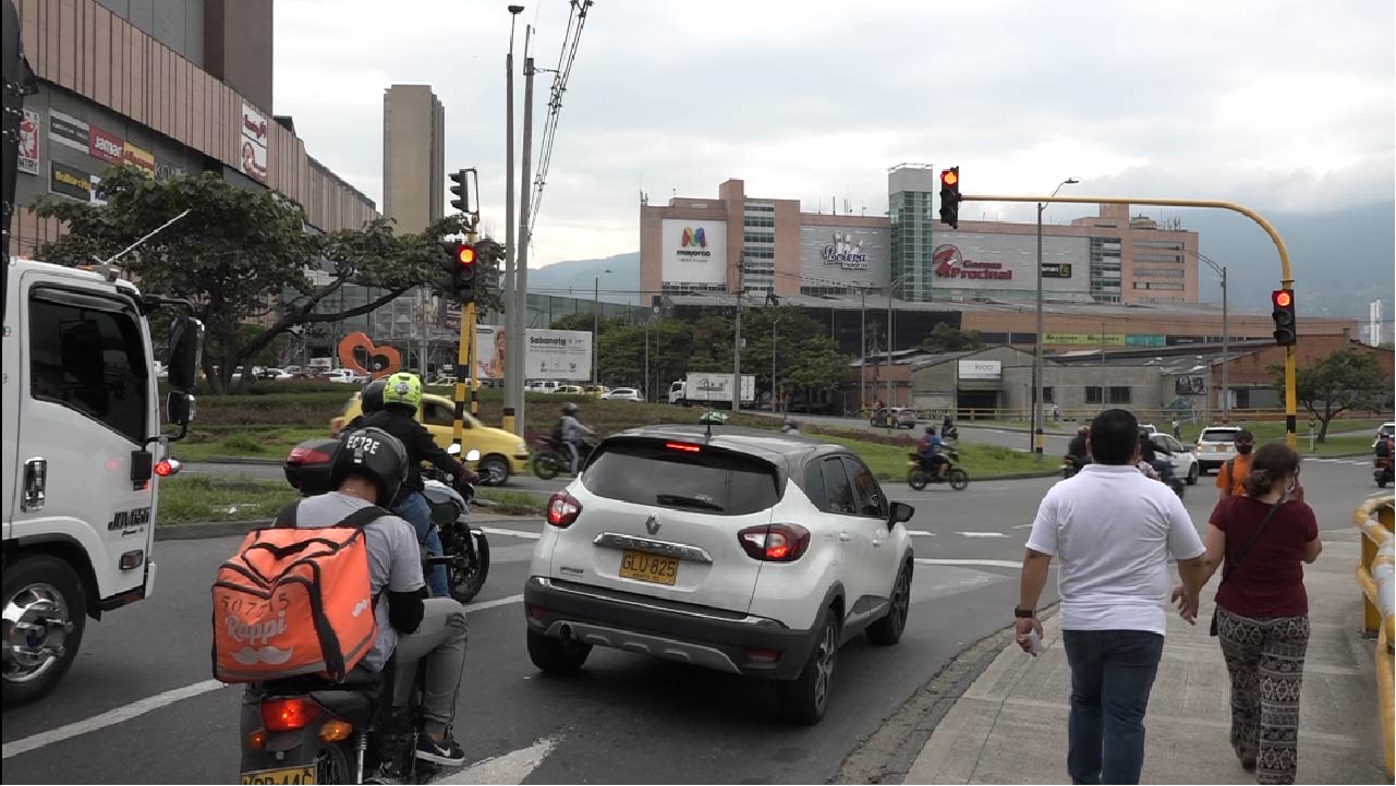 Glorieta de Mayorca: semáforos que reducen incidentalidad Glorieta de Mayorca