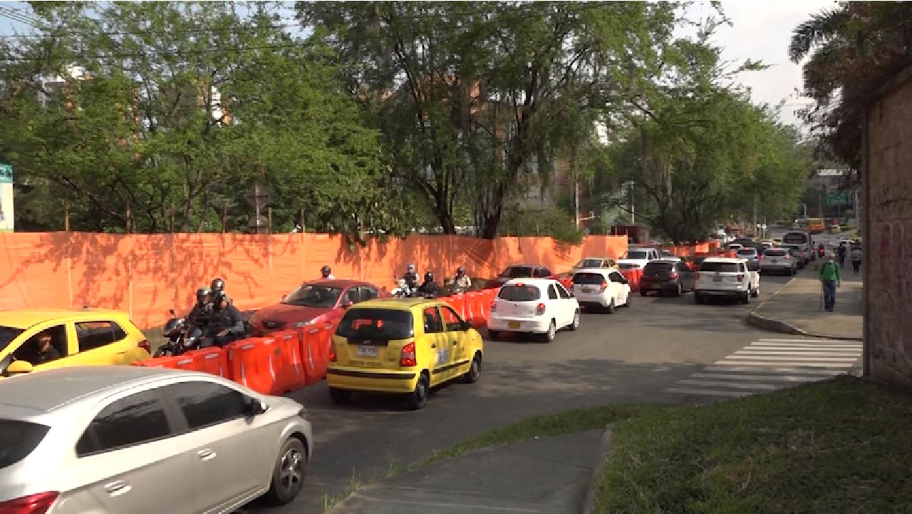 Habilitan carriles en tramo de Metroplús en Envigado Habilitan carriles