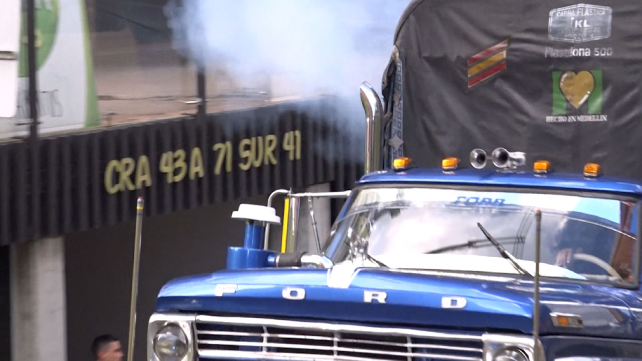 Se levanta pico y placa para vehículos de carga pico y placa