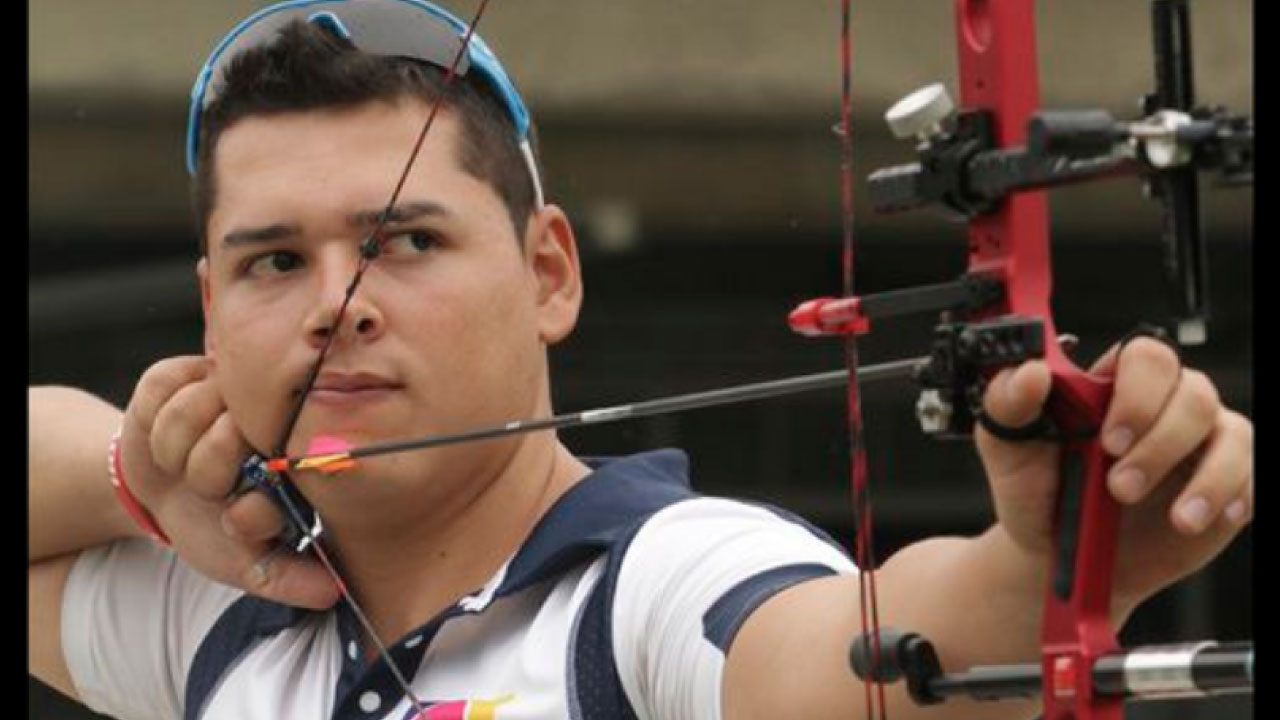 Daniel Muñoz mantiene su cupo en selección daniel muñoz