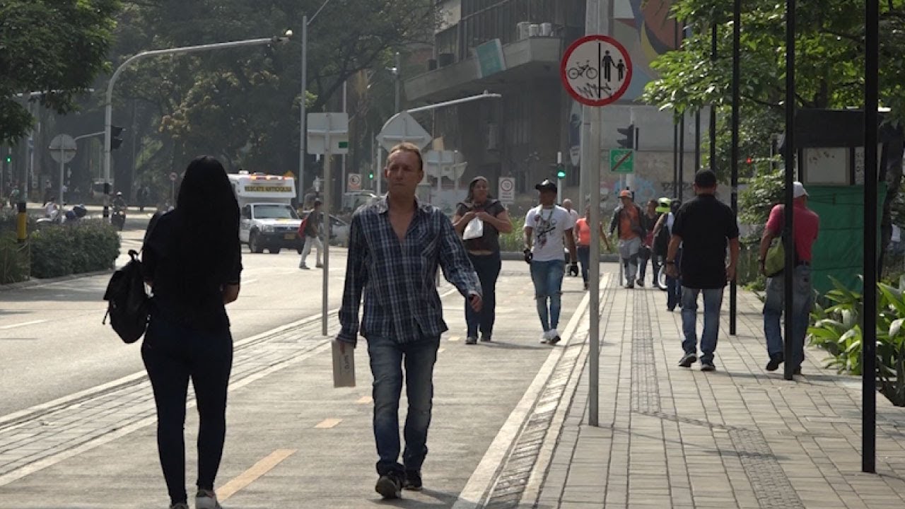 27,6% es el índice de pobreza monetaria en Medellín pobreza monetaria